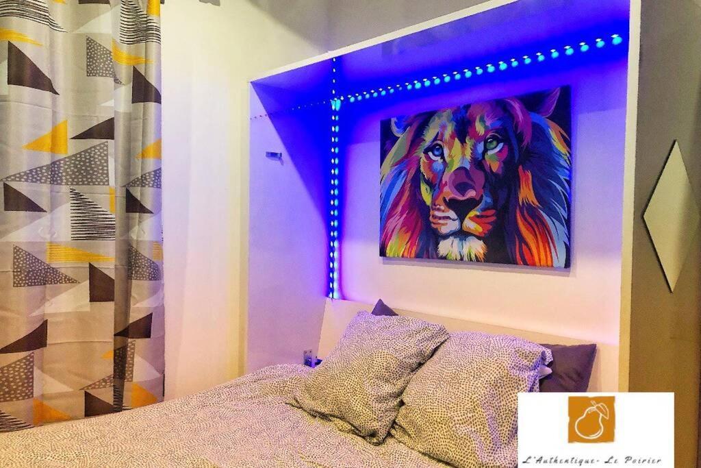 L'Authentique - Le Poirier Apartment Орлеан Екстериор снимка